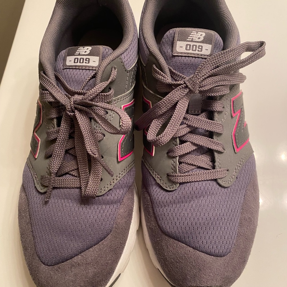 New balance athletic shoes